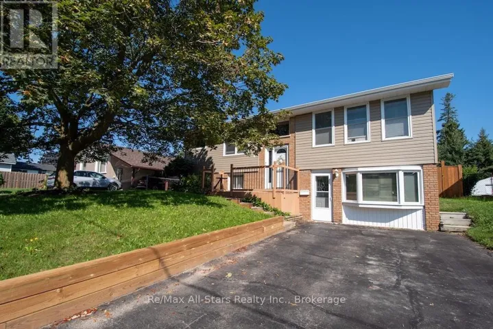 4 DANIEL COURT, Kawartha Lakes (Lindsay), Ontario K9V4Z9