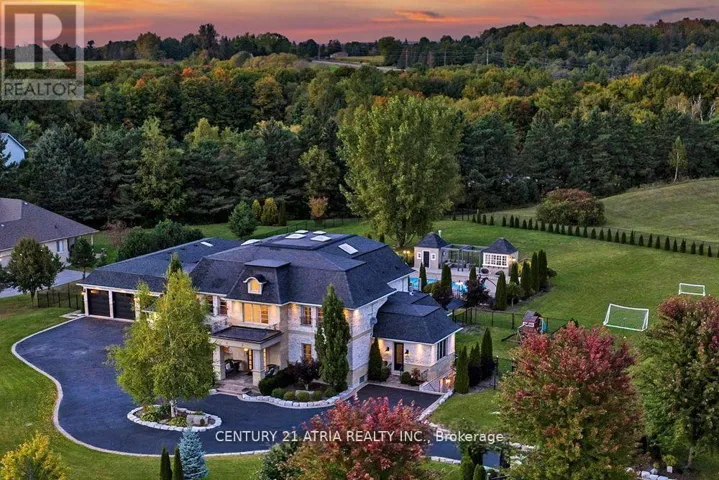 111 LAKE WOODS DRIVE, Whitchurch-Stouffville, Ontario L4A1P1