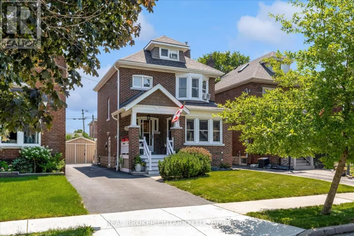 99 TUXEDO AVENUE S, Hamilton (Delta), Ontario L8K2R9