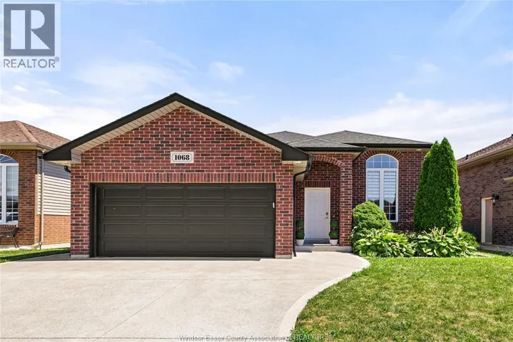 1068 THUNDERBAY AVENUE, Windsor, Ontario N8P0C1