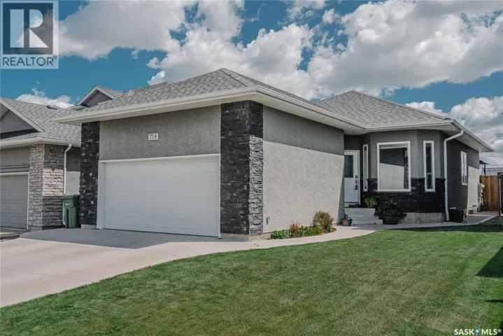 714 Sutter CRESCENT, Saskatoon, Saskatchewan S7T0R4