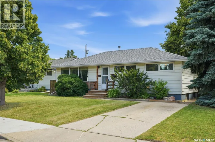 2325 Dufferin AVENUE, Saskatoon, Saskatchewan S7J1C1