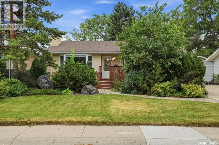 19 Thomson AVENUE, Regina, Saskatchewan S4N0K1