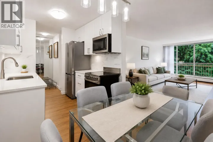 519 2012 FULLERTON AVENUE, North Vancouver, British Columbia V7P3E3