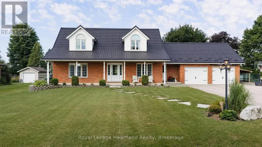 176 MCFARLIN DRIVE, West Grey, Ontario N0G2L0