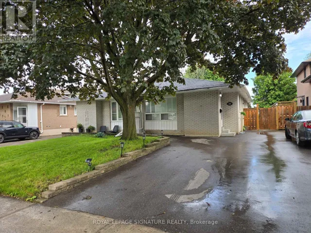 B - 2026 FONTWELL CRESCENT, Mississauga (Clarkson), Ontario L5J2G7