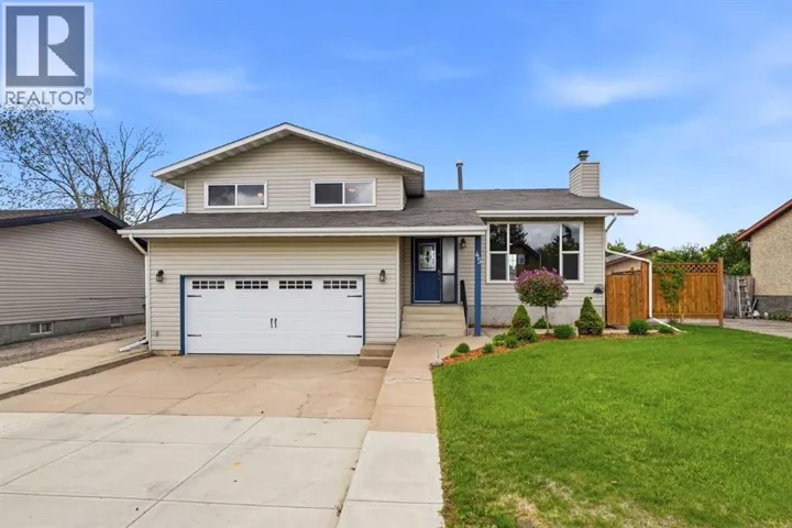 45 Northstar Drive, Lacombe, Alberta T4L1R7