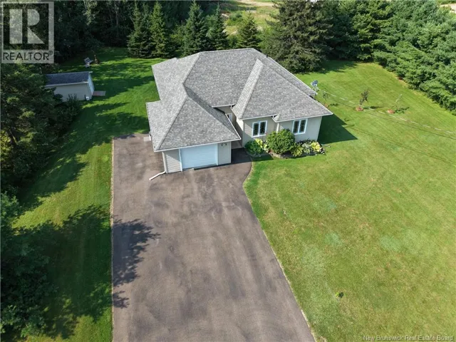 32 Murray Road, Saint-Antoine, New Brunswick E4V1A2
