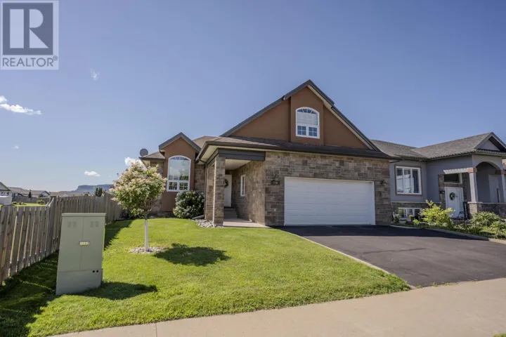 706 WEILER BLVD, THUNDER BAY, Ontario P7C0A7