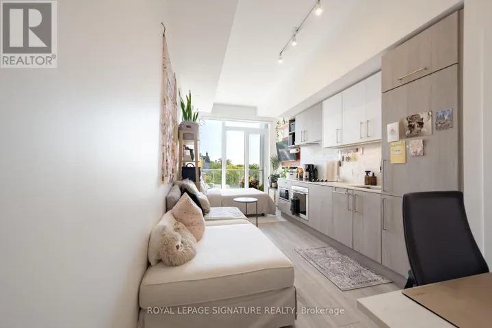 929 - 2020 BATHURST STREET, Toronto (Humewood-Cedarvale), Ontario M5P0A6