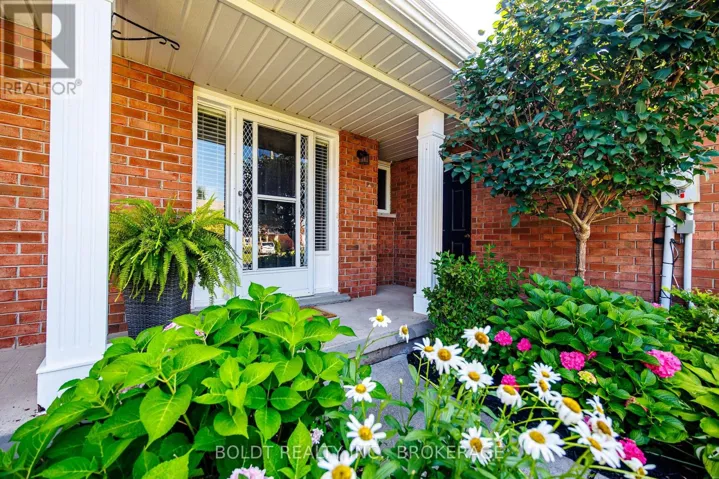 86 DEVINE CRESCENT, Thorold (Confederation Heights), Ontario L2V5A4