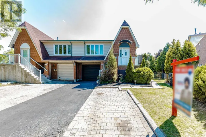 28 FOXACRE ROW, Brampton (Madoc), Ontario L6V3P5