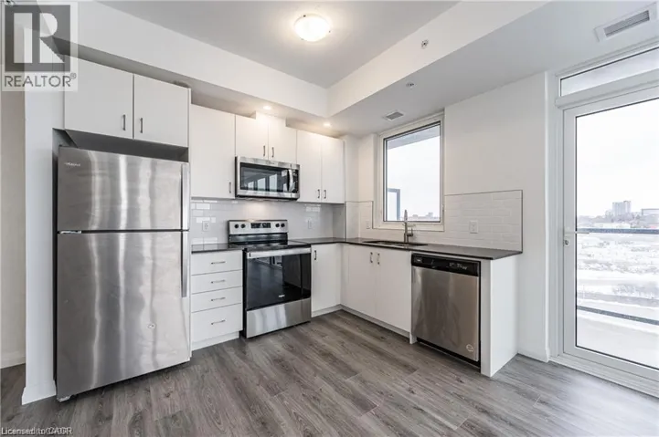 108 GARMENT Street S Unit# 811, Kitchener, Ontario N2G0E2