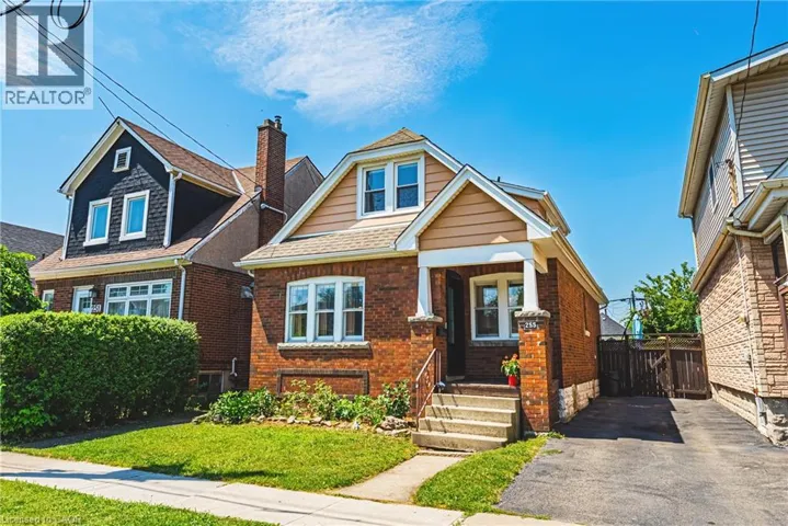 255 WEIR Street N, Hamilton, Ontario L8H5G2