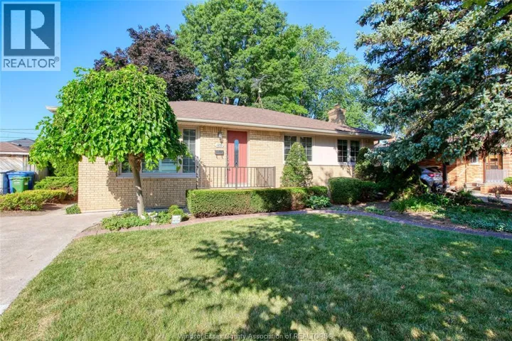1233 MATTHEW BRADY BOULEVARD, Windsor, Ontario N8S3K2