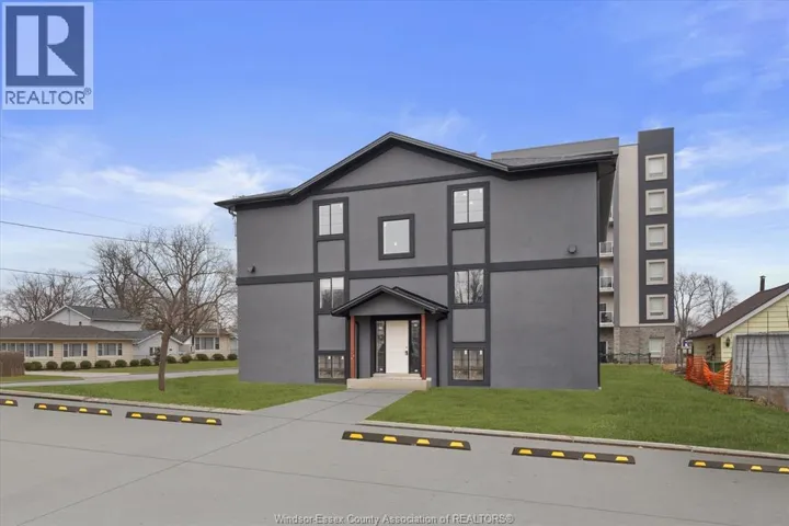 120 CENTRE STREET Unit# 1B, Essex, Ontario N8M1P9