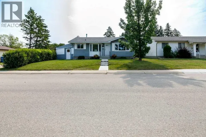 10 Odstone Green, Red Deer, Alberta T4N5J1