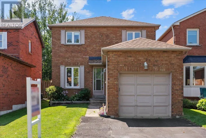 24 FERNBANK PLACE, Whitby (Pringle Creek), Ontario L1R1S9