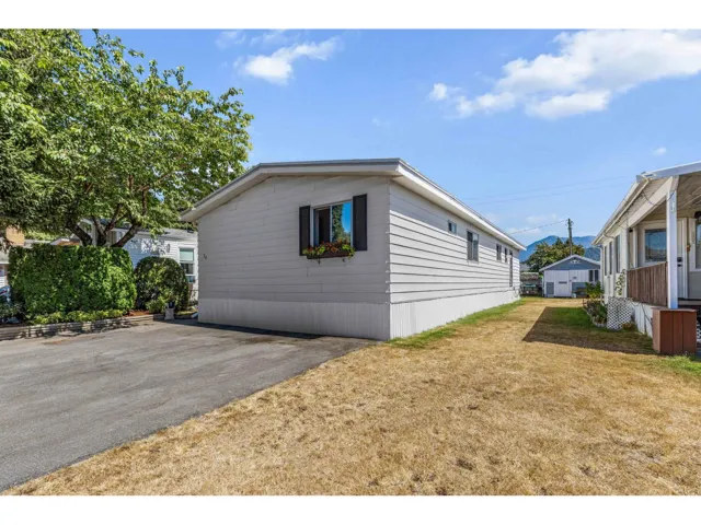 76 45640 WATSON ROAD, Garrison Crossing, Chilliwack, British Columbia V2R3P8