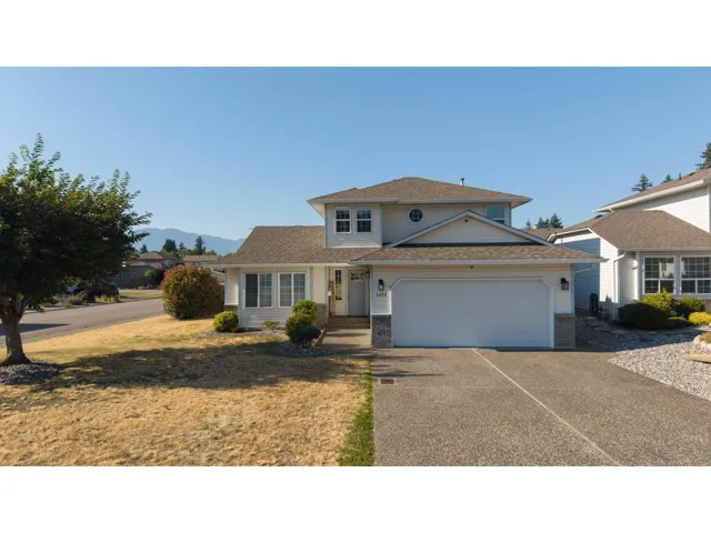 5822 KATHLEEN DRIVE, Sardis South, Chilliwack, British Columbia V2R3G2