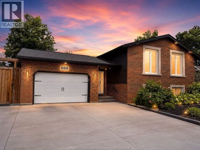 288 RAMBLEWOOD DRIVE, LaSalle, Ontario N9J3B3