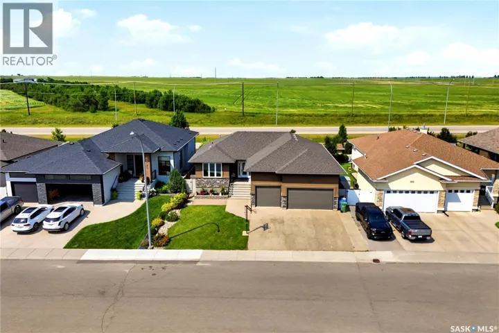 6024 Little Pine LOOP, Regina, Saskatchewan S4X0H5