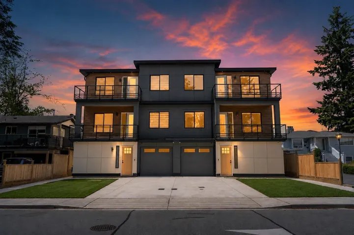 102 10721 157 STREET, Surrey, British Columbia V4N1K2