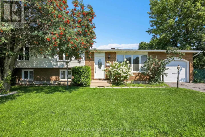 45 LARKIN DRIVE, Ottawa, Ontario K2J1A8