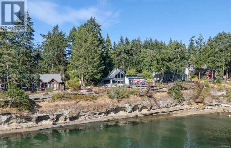 109 Malaspina Dr, Gabriola Island, British Columbia V0R1X1