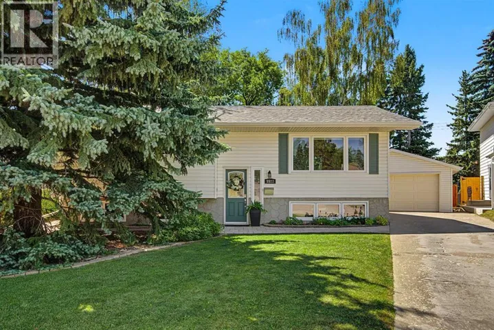 5523 Dalhart Road NW, Calgary, Alberta T3A1S3