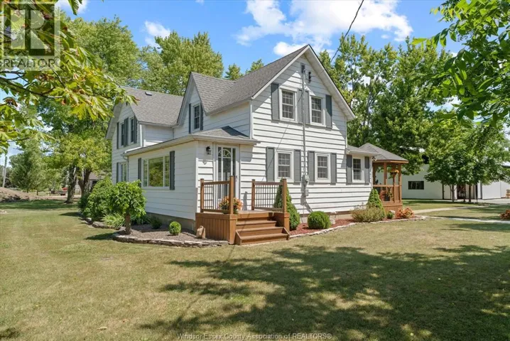 768 WEST BELLE RIVER ROAD, Lakeshore, Ontario N8L1N8