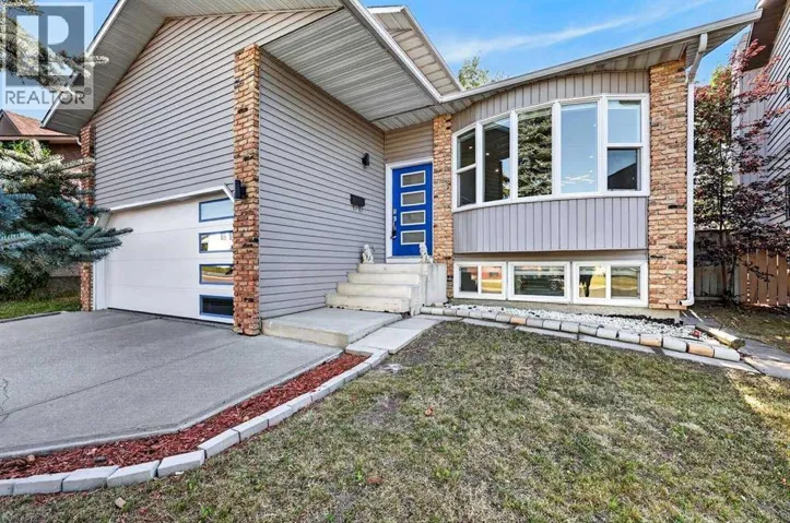 55 Whitehaven Crescent NE, Calgary, Alberta T1Y6C4