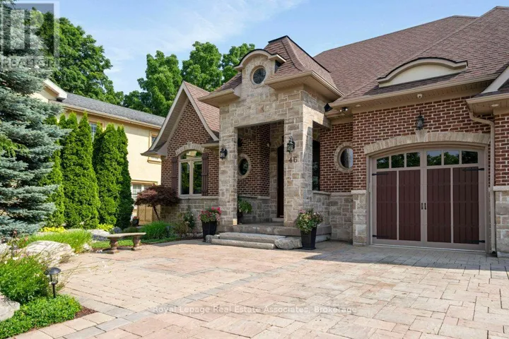 46 SCOTT STREET, Brampton (Downtown Brampton), Ontario L6V1S2