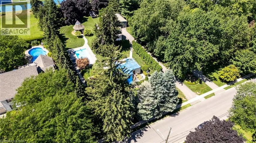 21 KERMAN Avenue, Grimsby, Ontario L3M3W3