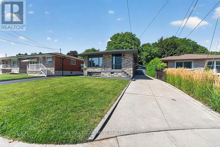 26 PARKLANDS DRIVE, Hamilton (Rosedale), Ontario L8K4W7