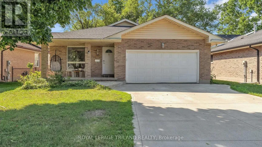 95 HURON GREEN S, London East (East D), Ontario N5V3S8