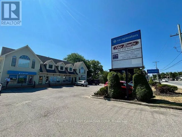 2 - 38 ONTARIO STREET S, Lambton Shores (Grand Bend), Ontario N0M1T0