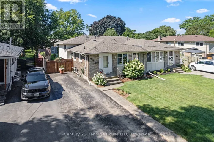 20 CYPRESS STREET, St. Catharines (Lakeport), Ontario L2N4L9