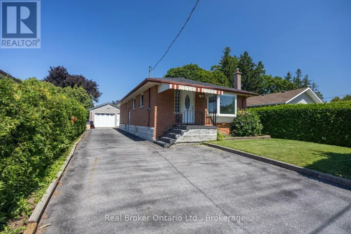 12 SUNSET ROAD, Clarington (Bowmanville), Ontario L1C2E6