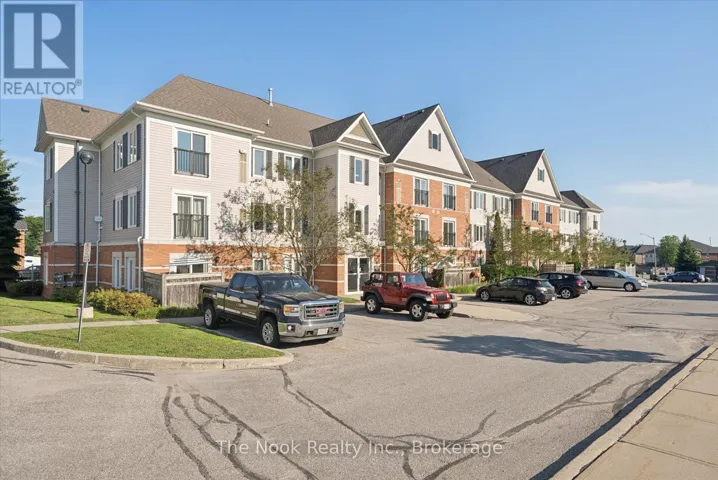 301 - 106 ASPEN SPRINGS DRIVE, Clarington (Bowmanville), Ontario L1C5N6
