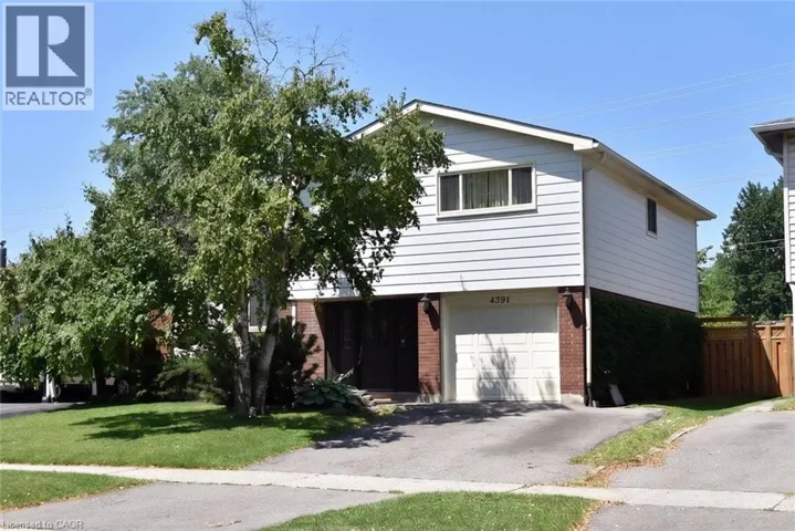 4391 BENNETT Road, Burlington, Ontario L7L1Y5
