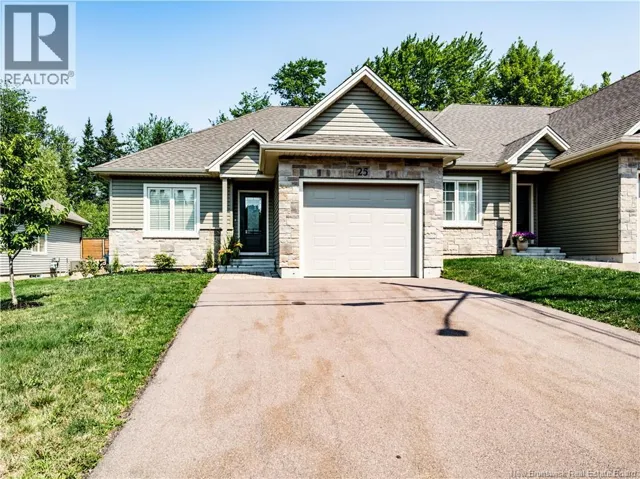 25 Verte, Dieppe, New Brunswick E1A8Y8