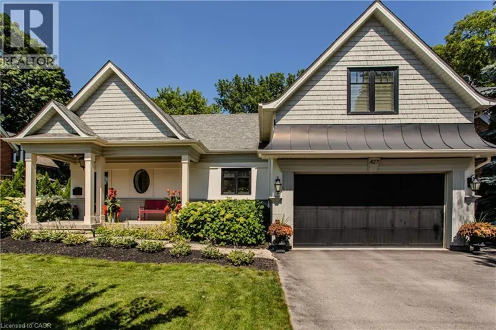 427 SMITH Avenue, Burlington, Ontario L7R2T9