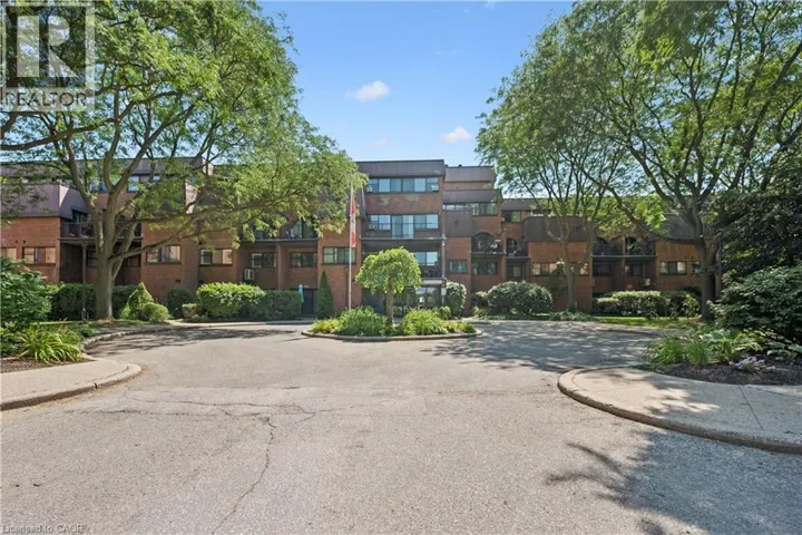 36 HAYHURST Road Unit# 329, Brantford, Ontario N3R5Y9