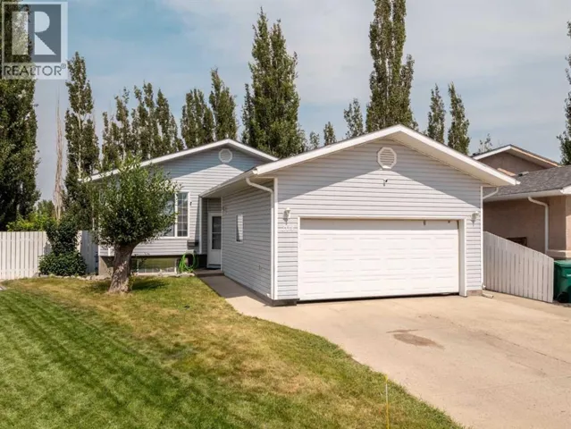 204 Mt Rundle Road W, Lethbridge, Alberta T1K7E9
