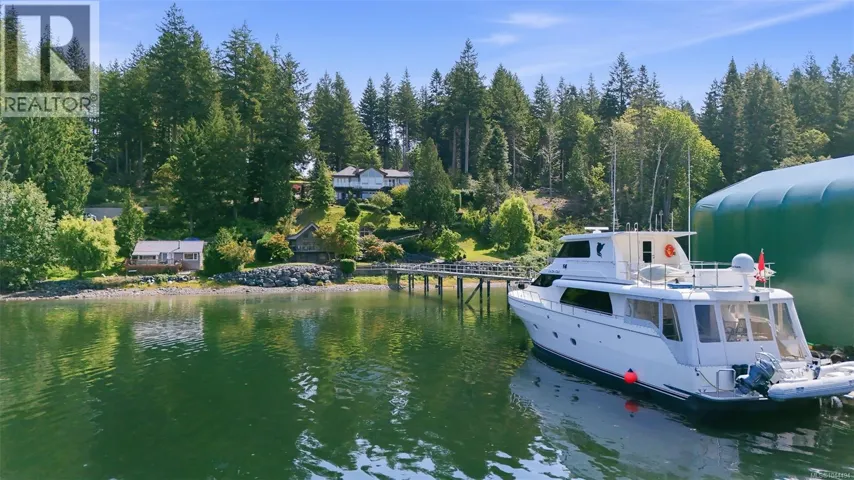 1157 West Rd, Quadra Island, British Columbia V0N2P0