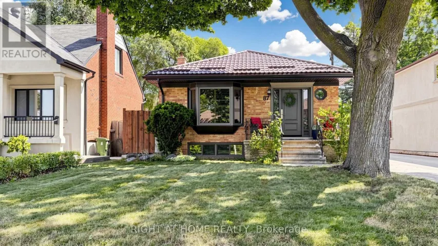 87 RIVERDALE DRIVE, Toronto (Thistletown-Beaumonde Heights), Ontario M9V2T8
