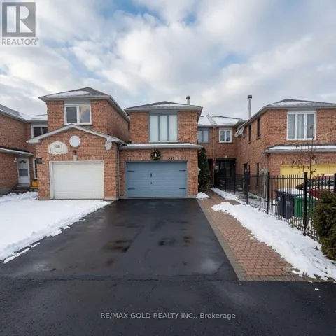 711 ASHPRIOR AVENUE, Mississauga (Hurontario), Ontario L5R3N8