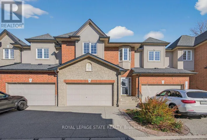 4 - 97 SUNVALE PLACE, Hamilton (Stoney Creek), Ontario L8E4Z7