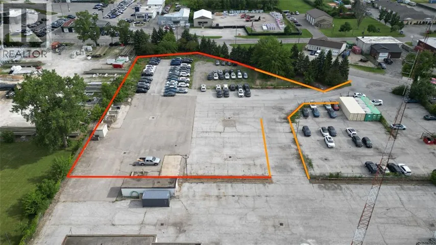 815 CONFEDERQATION STREET, Sarnia, Ontario N7T5T8